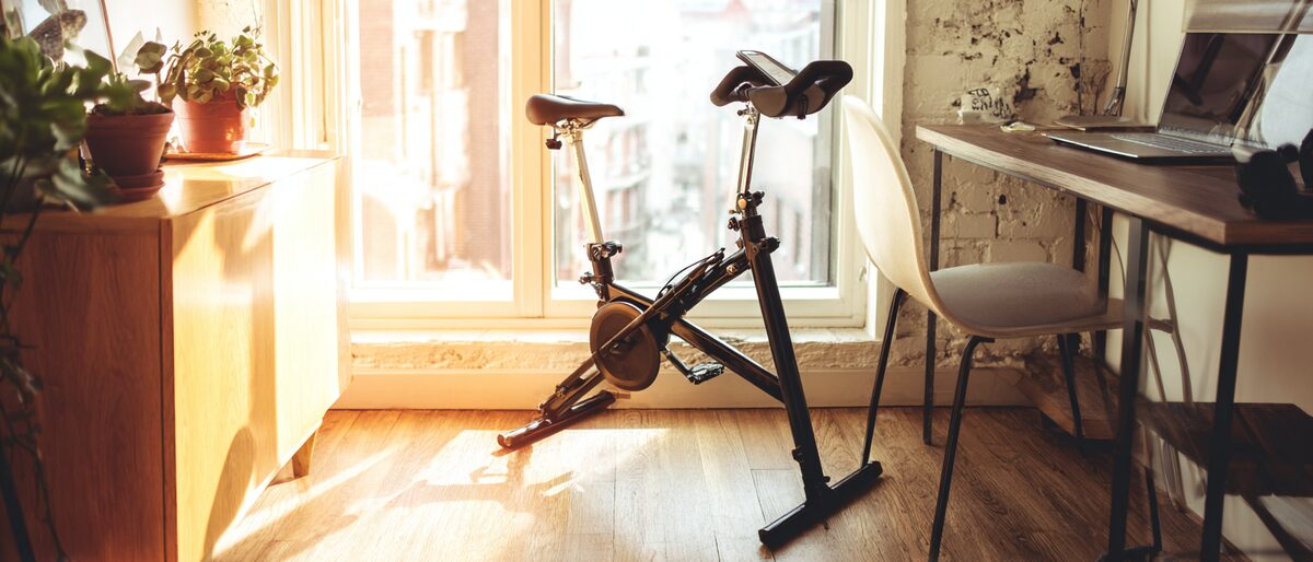 exercise bike - picture of exercise bike in a small study room